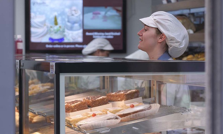 christies bakes in the shop